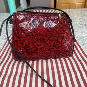 Red Dawki Cross body